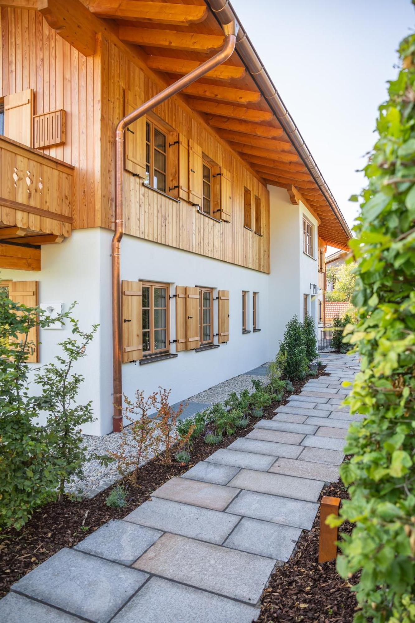 Graf Chiemo Suites - Direkt Am Chiemsee Mit Separatem Seezugang Кімінг Екстер'єр фото