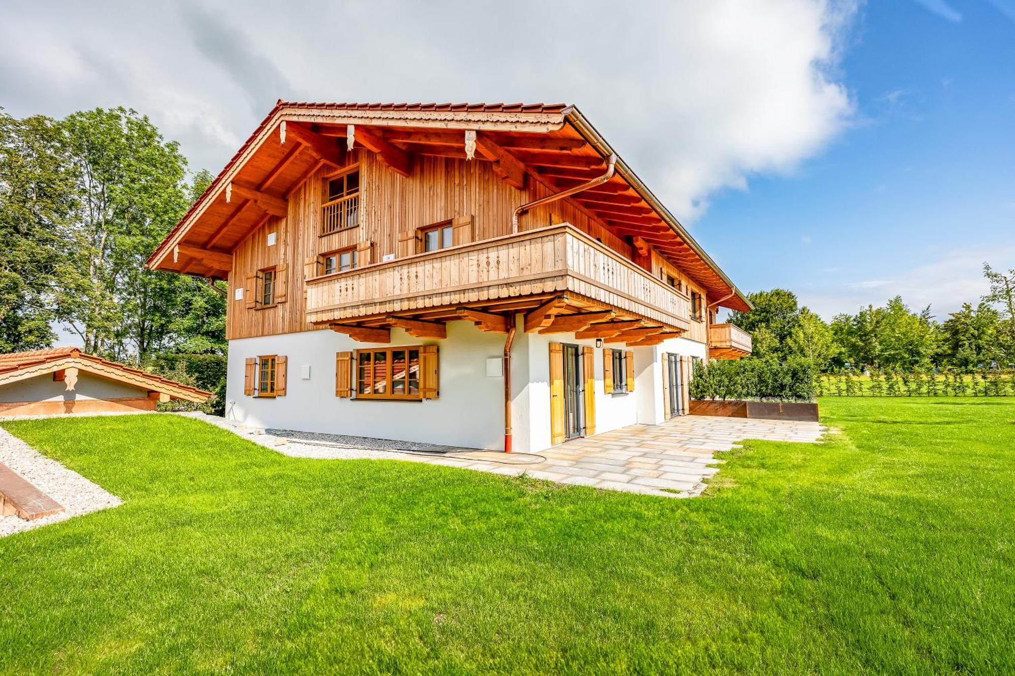 Graf Chiemo Suites - Direkt Am Chiemsee Mit Separatem Seezugang Кімінг Екстер'єр фото