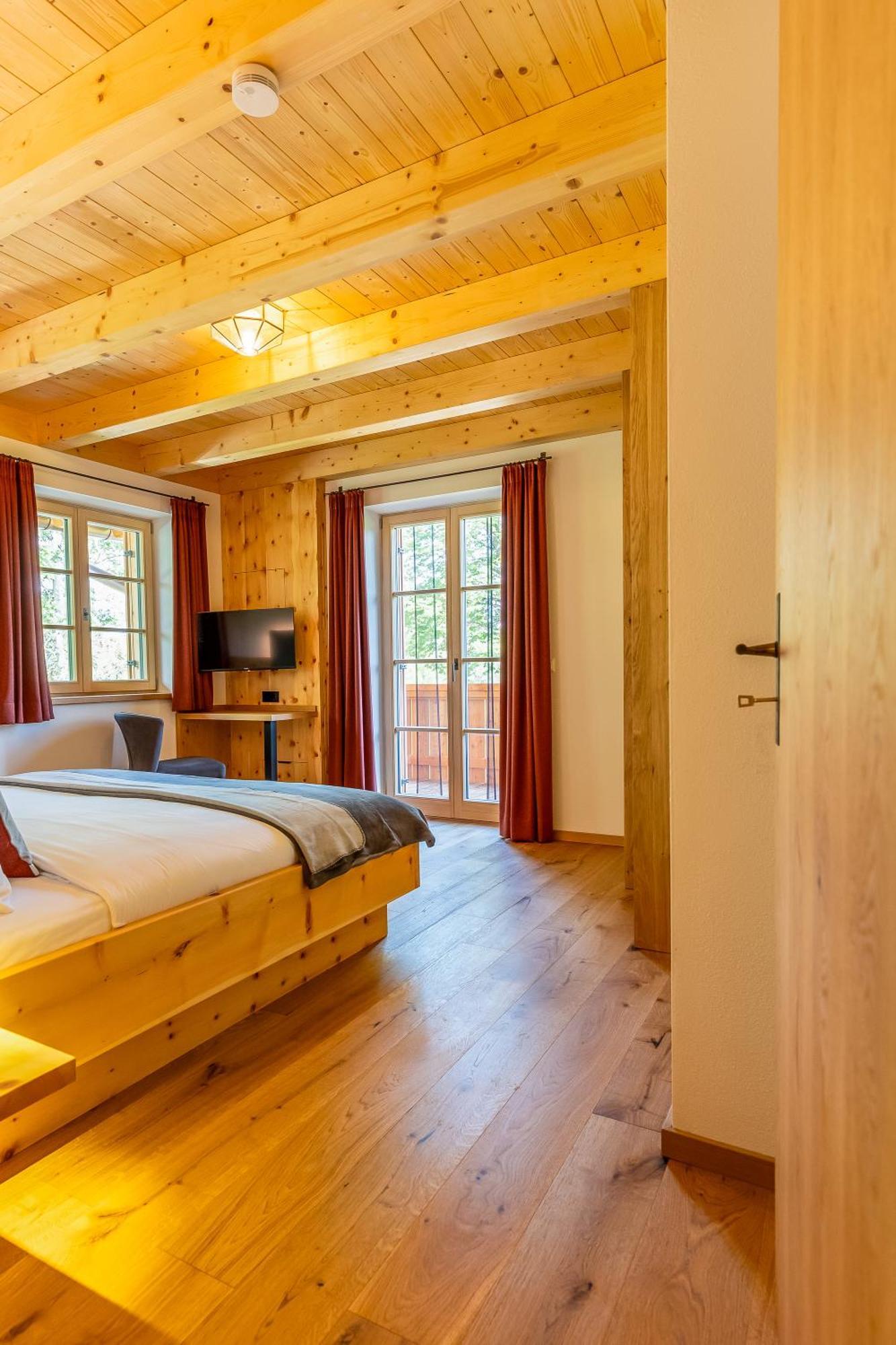 Graf Chiemo Suites - Direkt Am Chiemsee Mit Separatem Seezugang Кімінг Екстер'єр фото