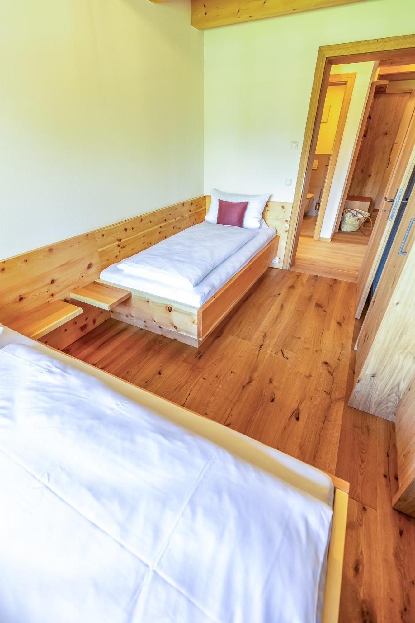 Graf Chiemo Suites - Direkt Am Chiemsee Mit Separatem Seezugang Кімінг Екстер'єр фото